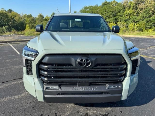 New 2026 Toyota Tundra SR5 w/ SR5 Premium Package AWD/4WD image 8