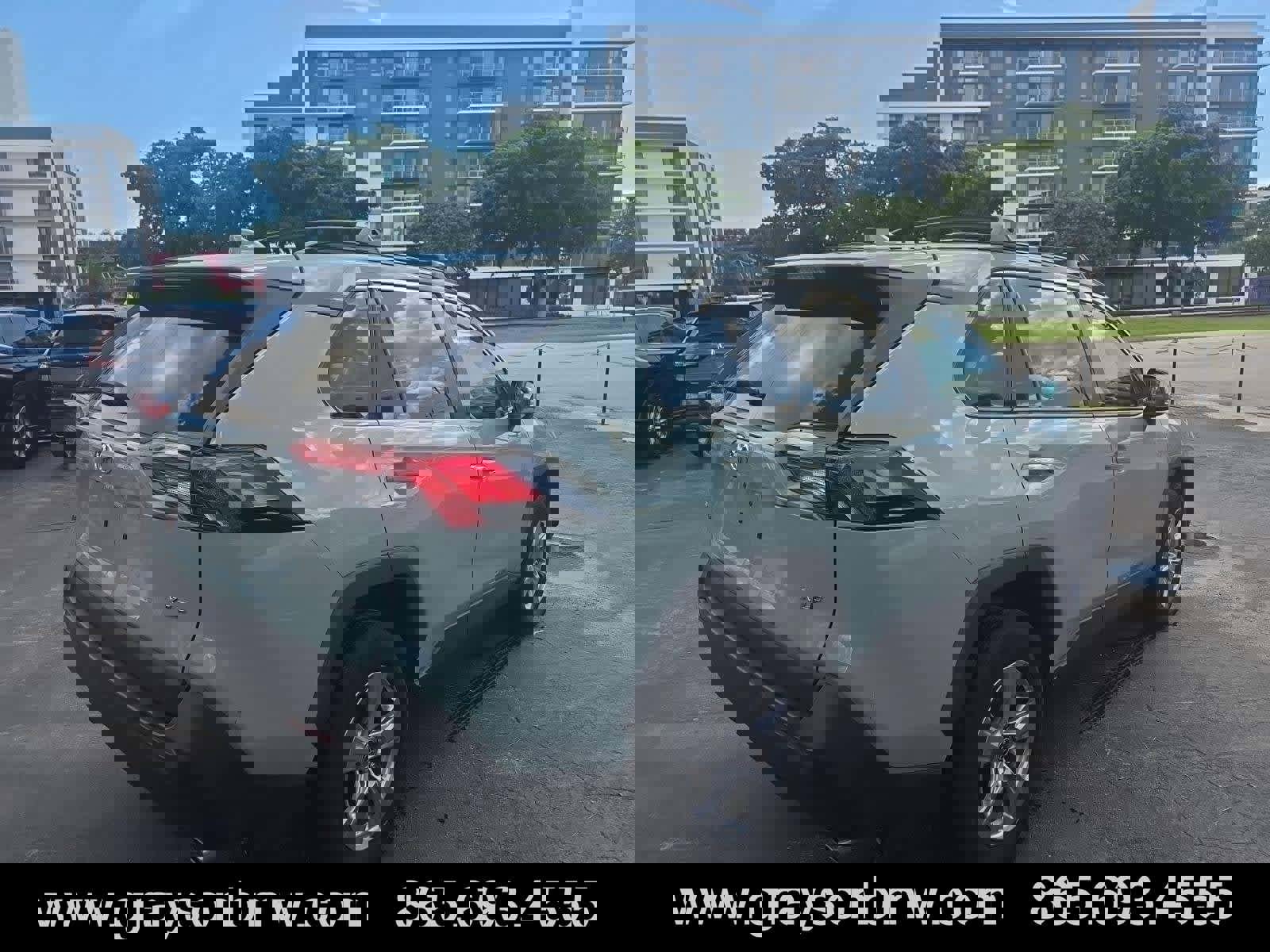 Used 2022 Toyota RAV4 XLE