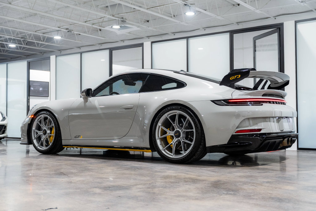 Used 2022 Porsche 911 GT3 RWD image 18