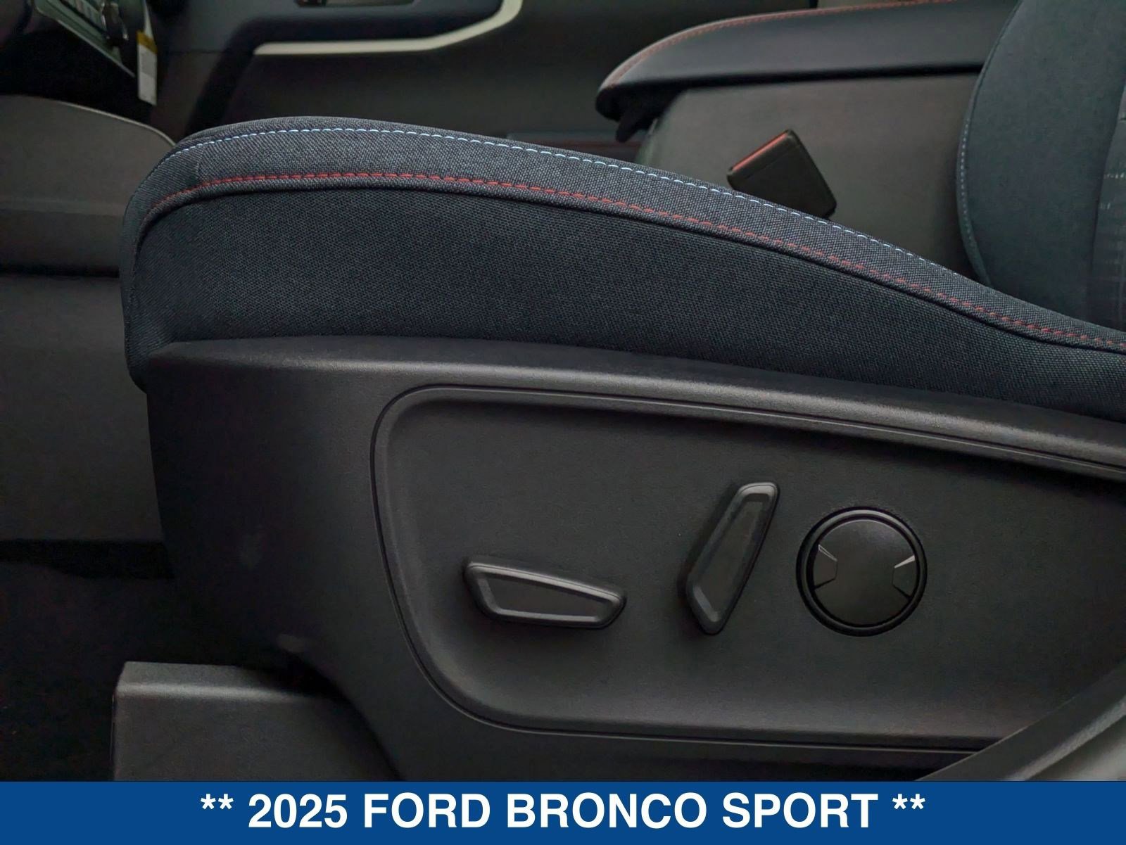 New 2025 Ford Bronco Sport Heritage w/ Convenience Package image 23