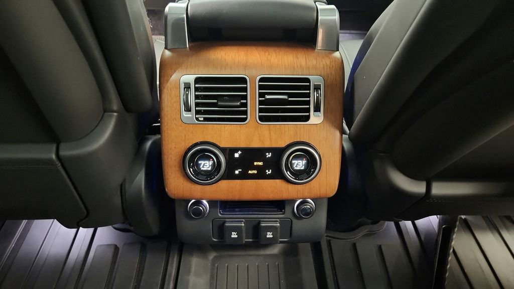 Used 2019 Land Rover Range Rover Supercharged AWD/4WD image 32