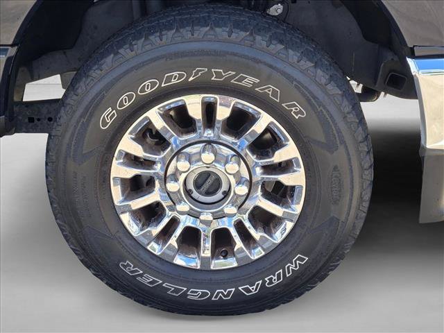 Used 2023 Ford F350 Lariat w/ Tow Technology Package AWD/4WD image 21
