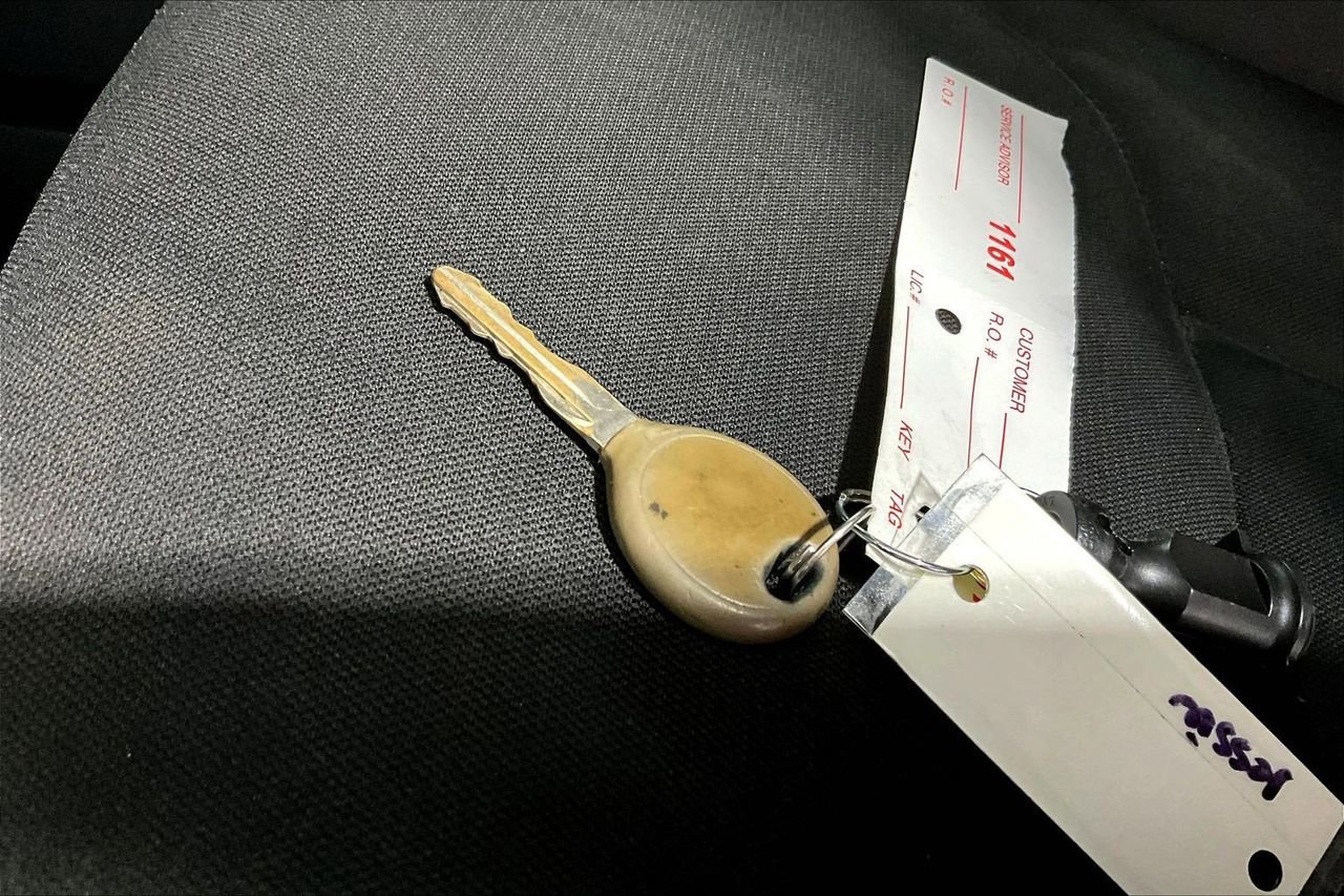 Used 2015 Jeep Wrangler Unlimited Sport image 19