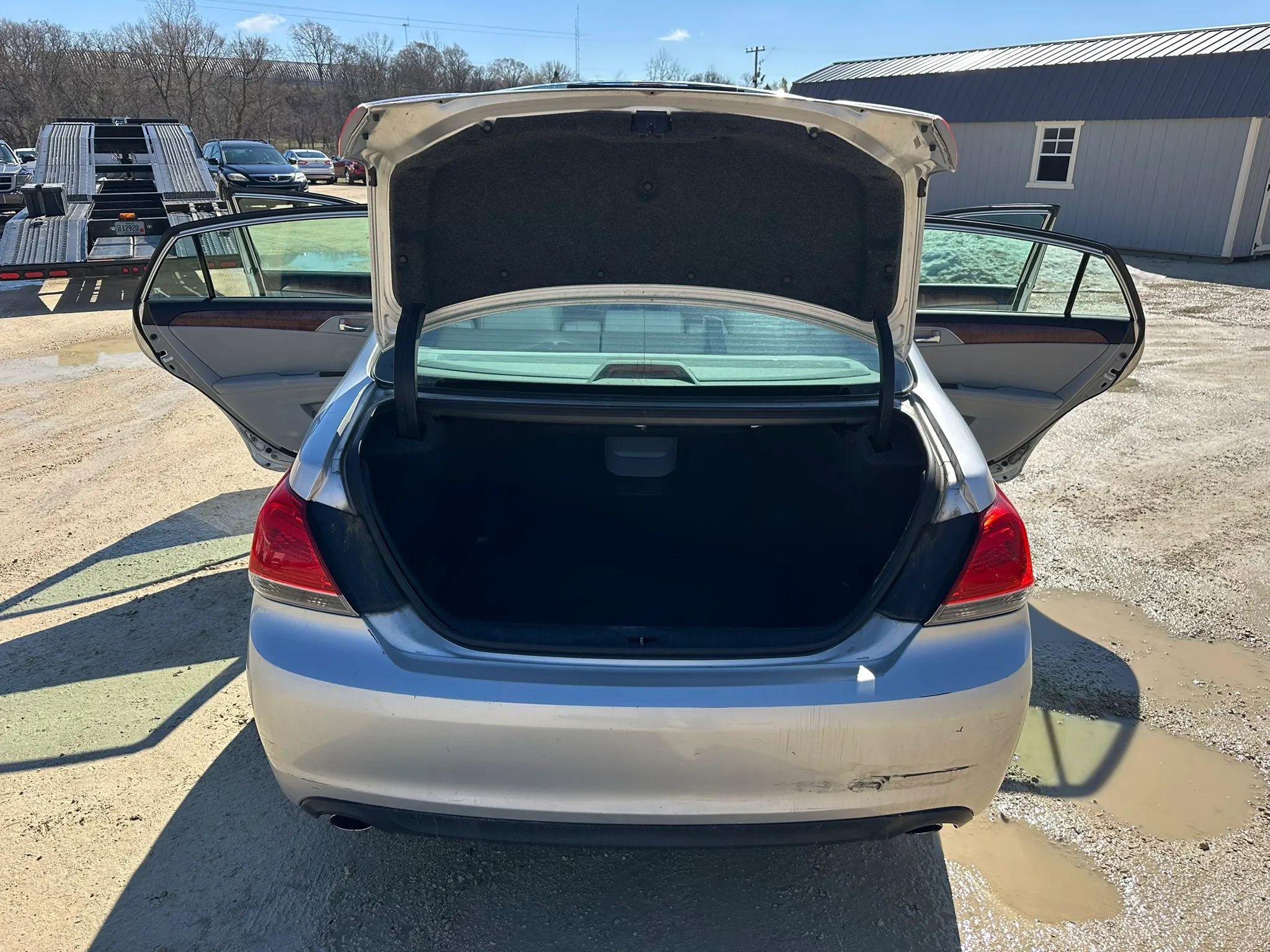 Used 2011 Toyota Avalon Limited FWD image 14