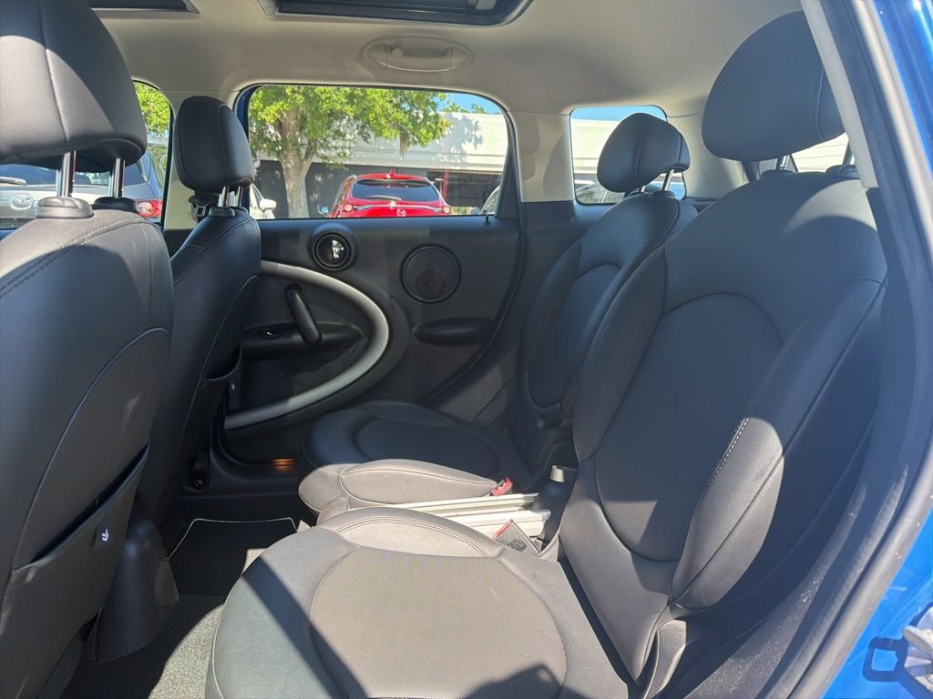 Used 2012 MINI Cooper Countryman FWD image 10