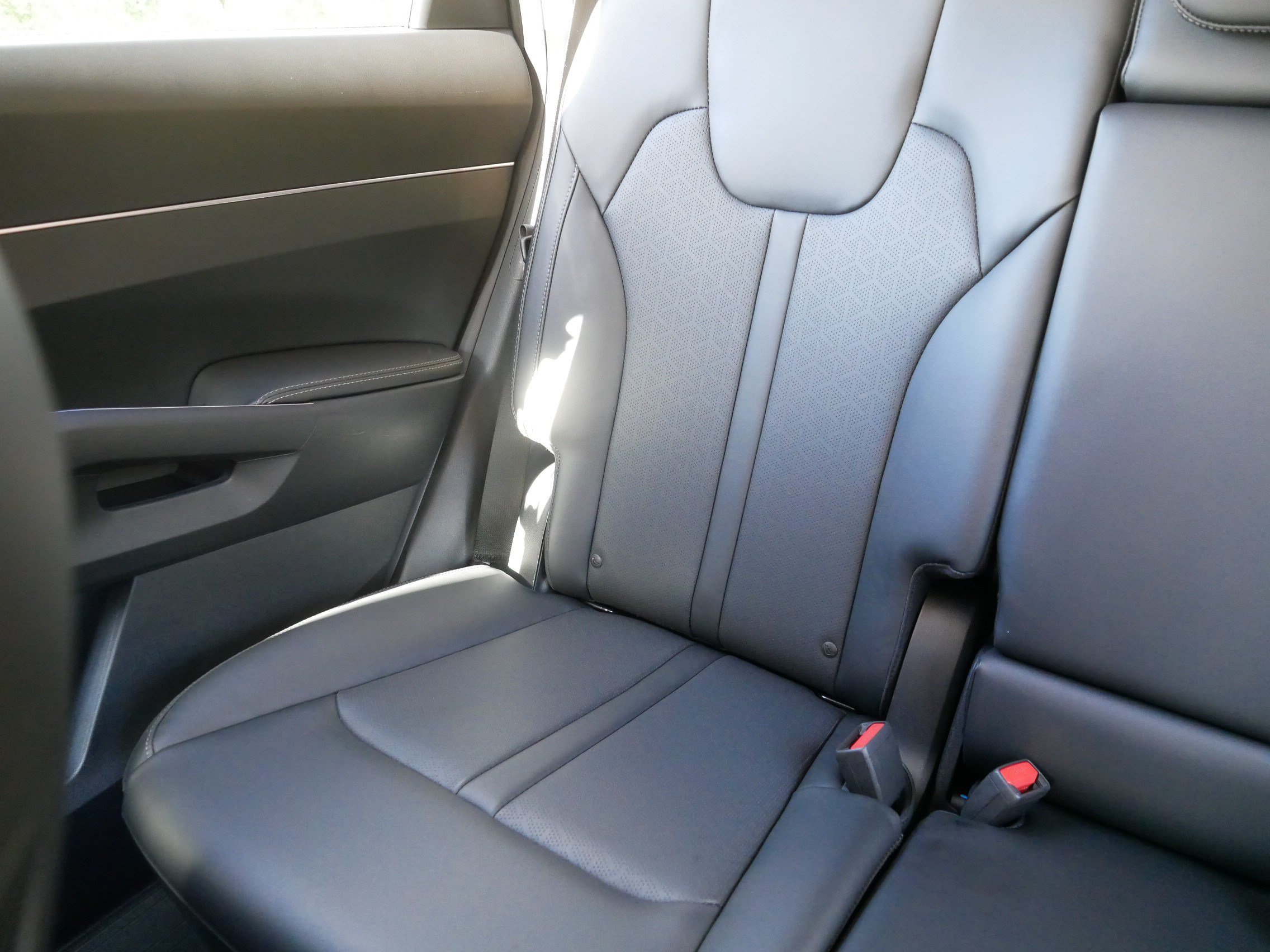 Certified 2023 Kia Sorento S w/ Panoramic Sunroof Package AWD/4WD image 12
