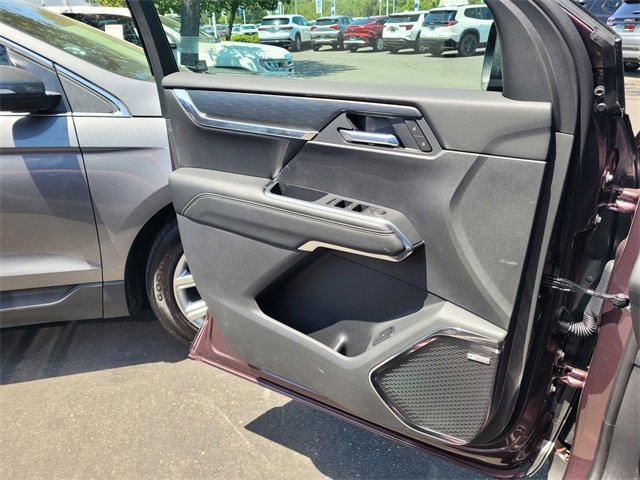 New 2025 GMC Acadia Elevation w/ Black Edition image 9