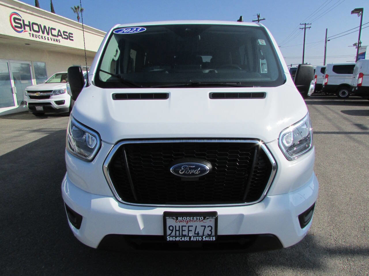 Used 2023 Ford Transit 350 XLT image 3