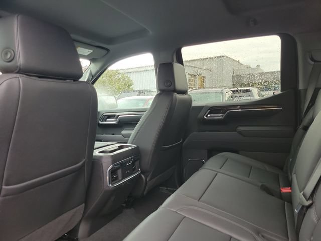 Used 2025 Chevrolet Silverado 1500 LTZ AWD/4WD image 33