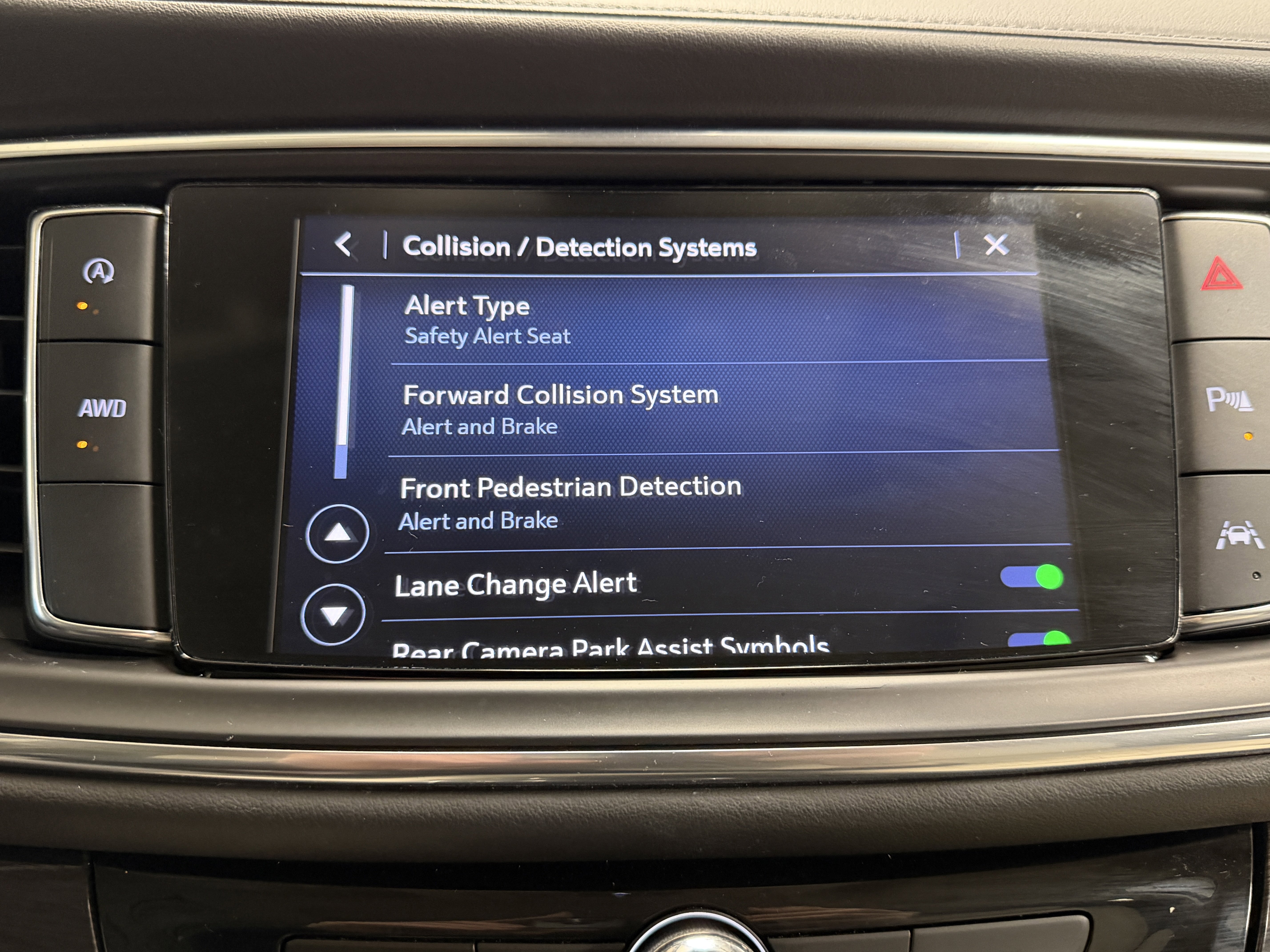 Used 2023 Buick Enclave Essence w/ Experience Buick Package image 12