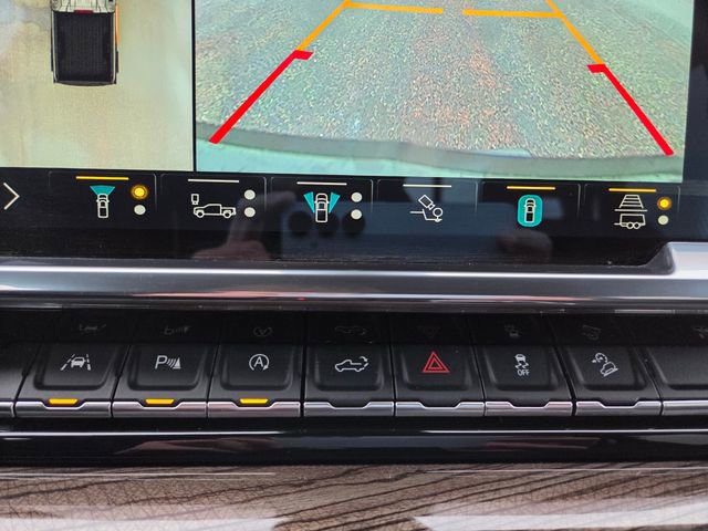 Used 2022 Chevrolet Silverado 1500 LT Trail Boss w/ Convenience Package II image 31