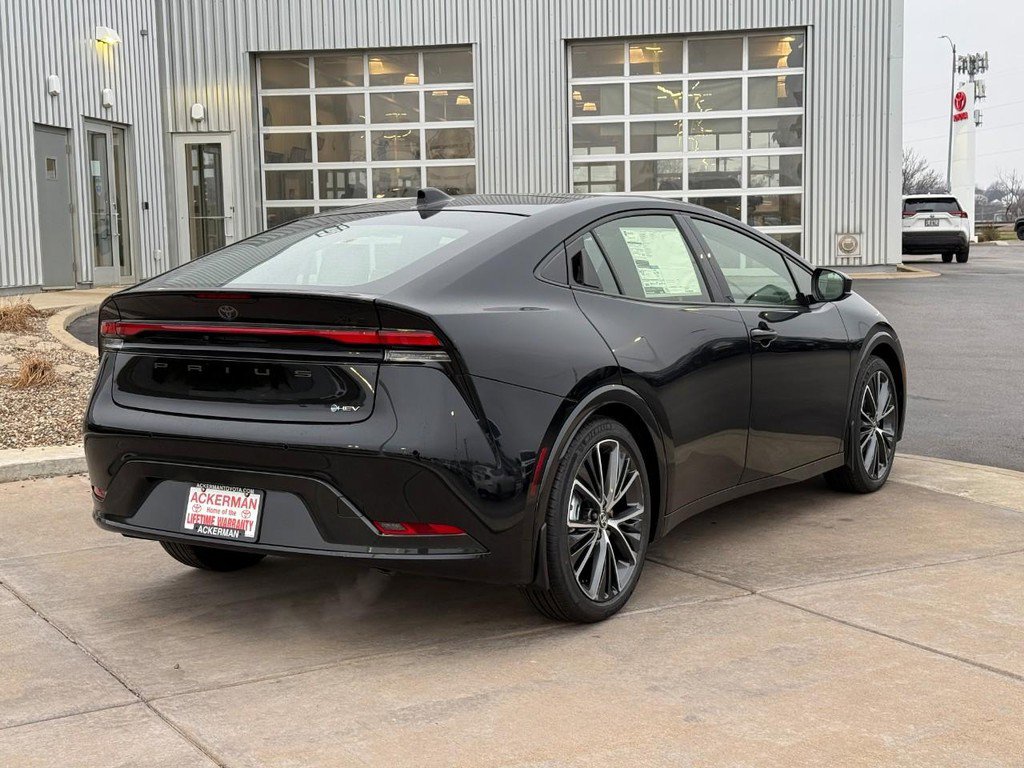 New 2026 Toyota Prius XLE image 5