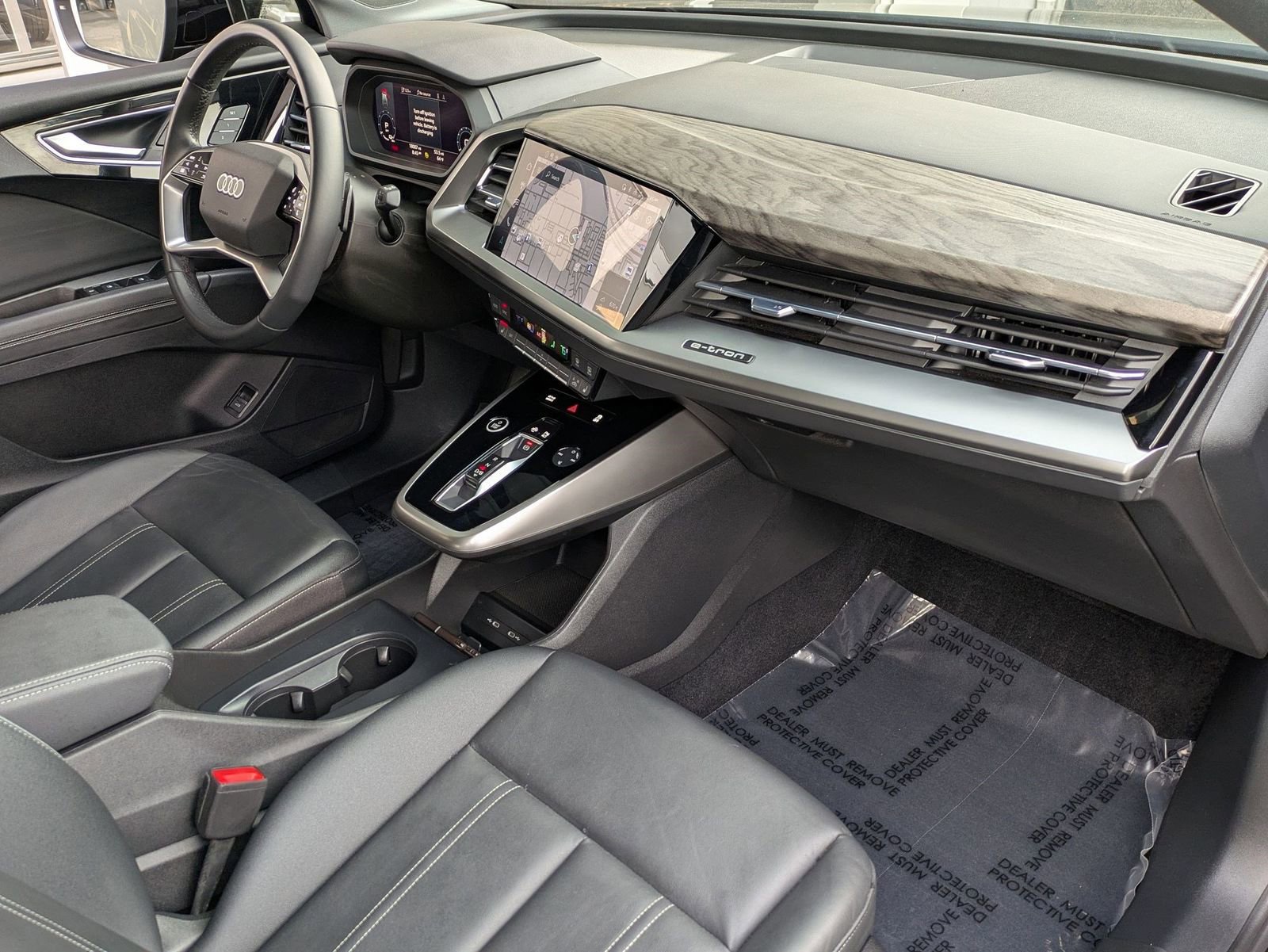 Used 2023 Audi Q4 e-tron Premium Plus image 21