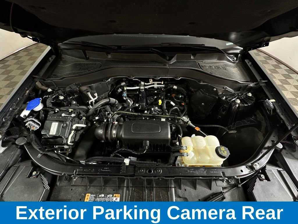 Used 2023 Ford Explorer XLT w/ Equipment Group 202A image 11