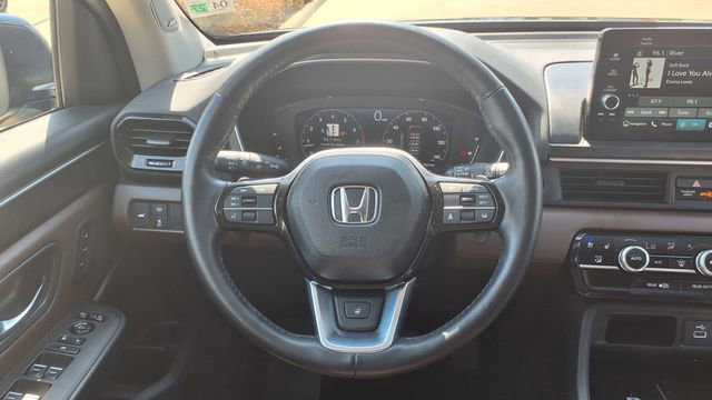 Used 2024 Honda Pilot Elite image 27