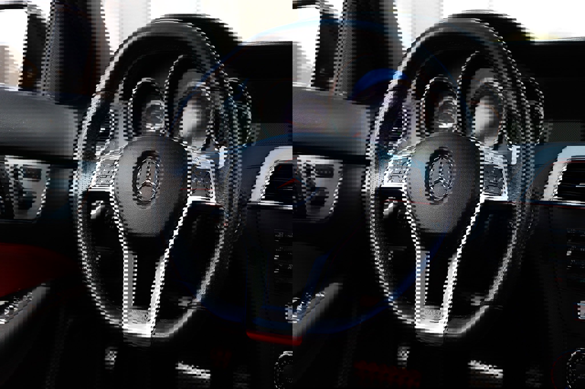 Used 2015 Mercedes-Benz C 63 AMG Coupe image 32