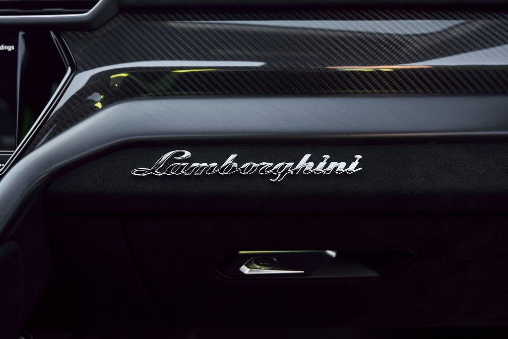 Used 2024 Lamborghini Urus Performante image 45