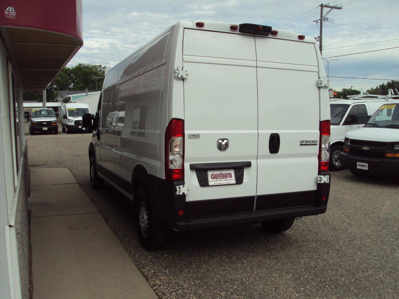 Used 2026 RAM ProMaster 2500 w/ Convenience Group FWD image 5