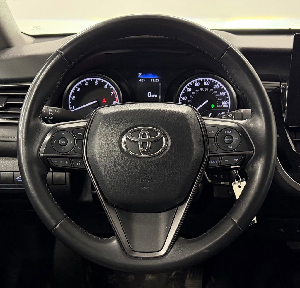 Used 2024 Toyota Camry SE FWD image 17