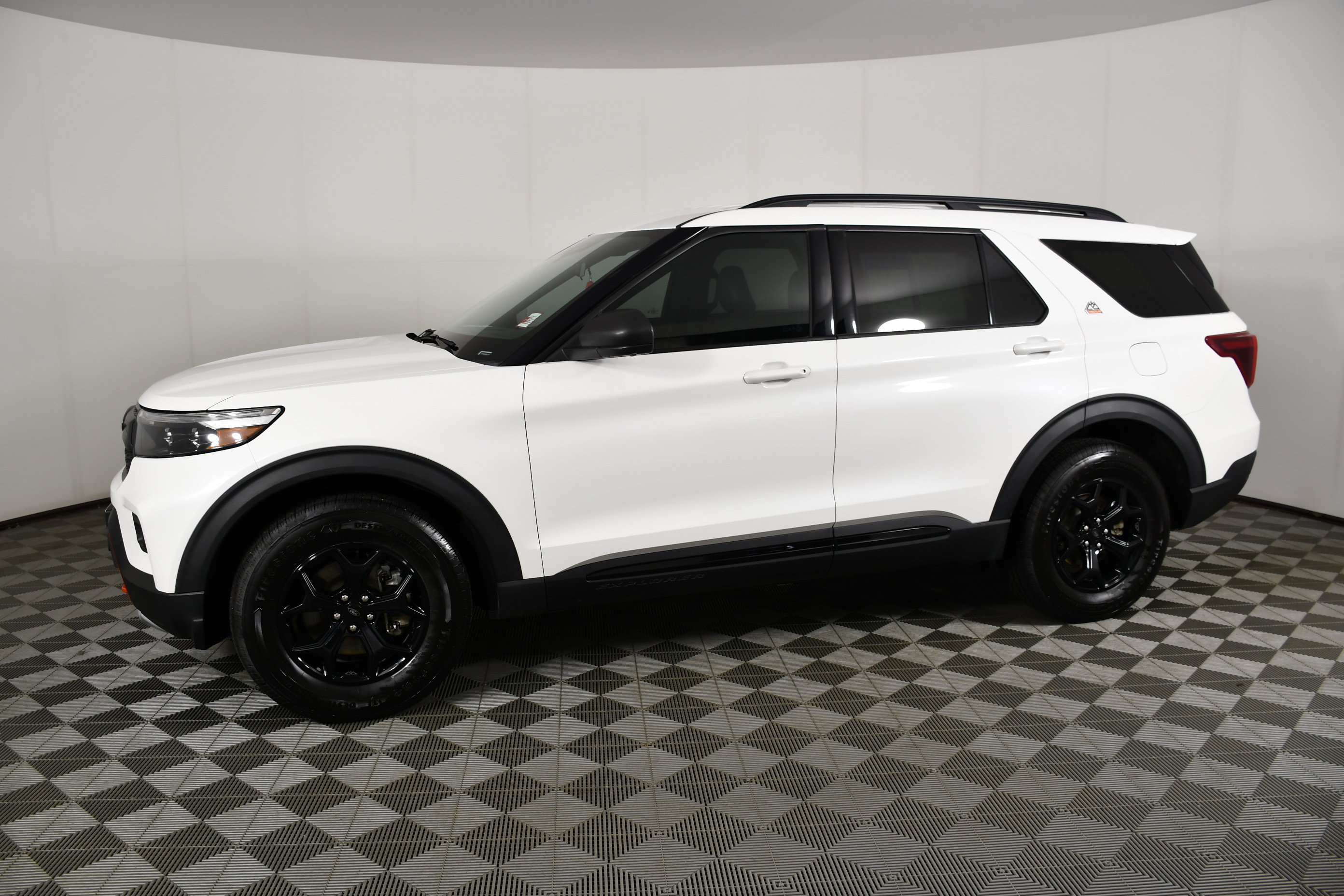 Used 2022 Ford Explorer Timberline AWD/4WD image 9