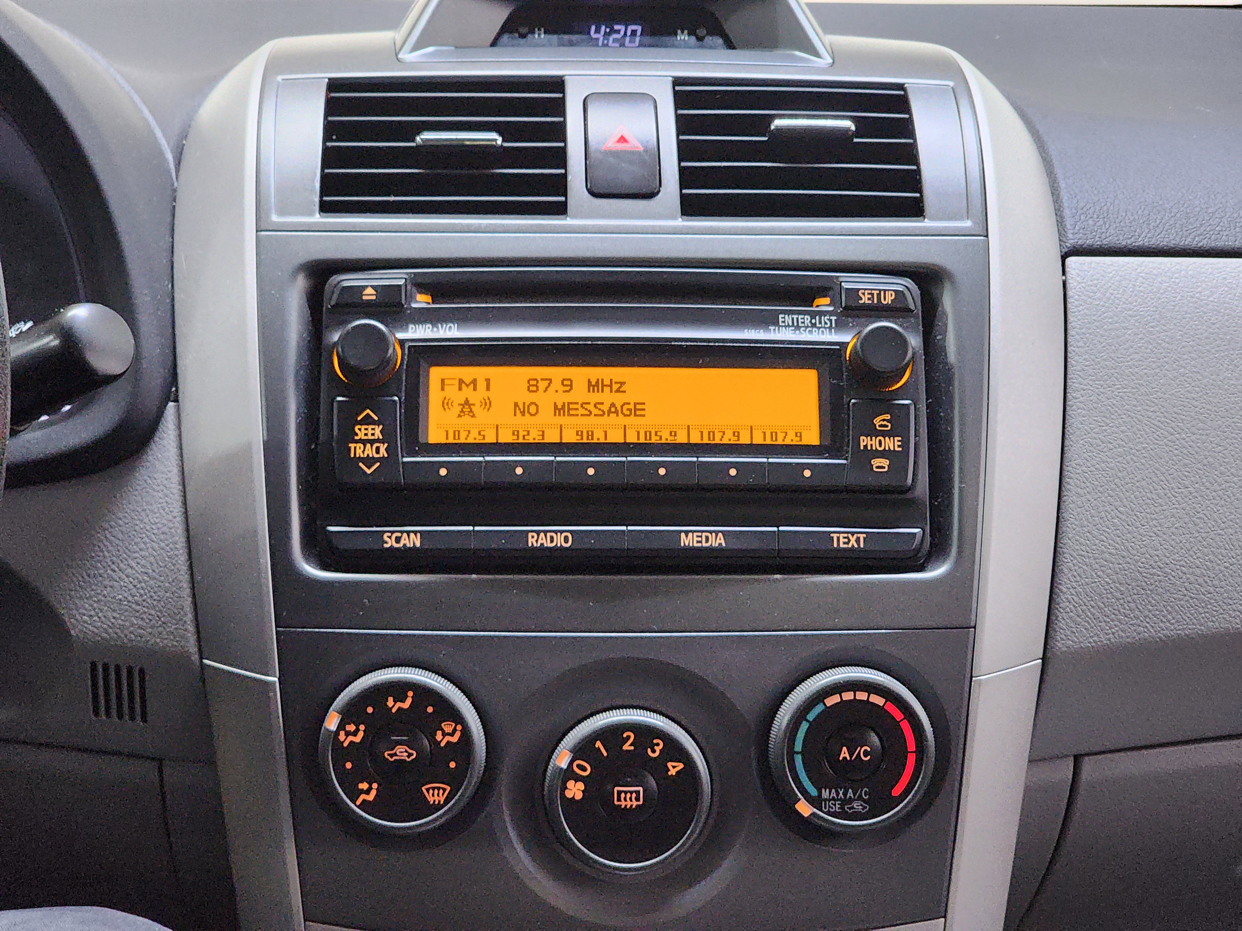 Used 2012 Toyota Corolla LE FWD image 25