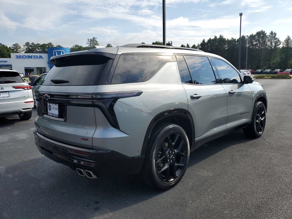 Used 2024 Chevrolet Traverse RS AWD/4WD image 6