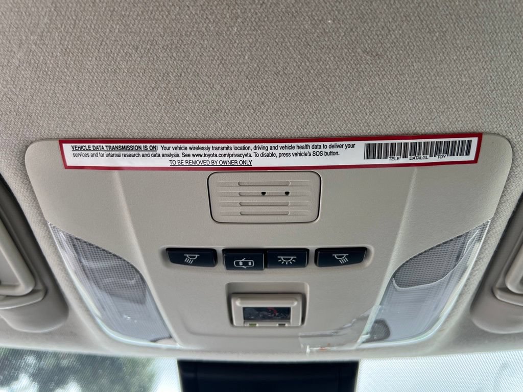 Certified 2021 Toyota Corolla LE w/ Carpet Mat Package (TMS) FWD image 27