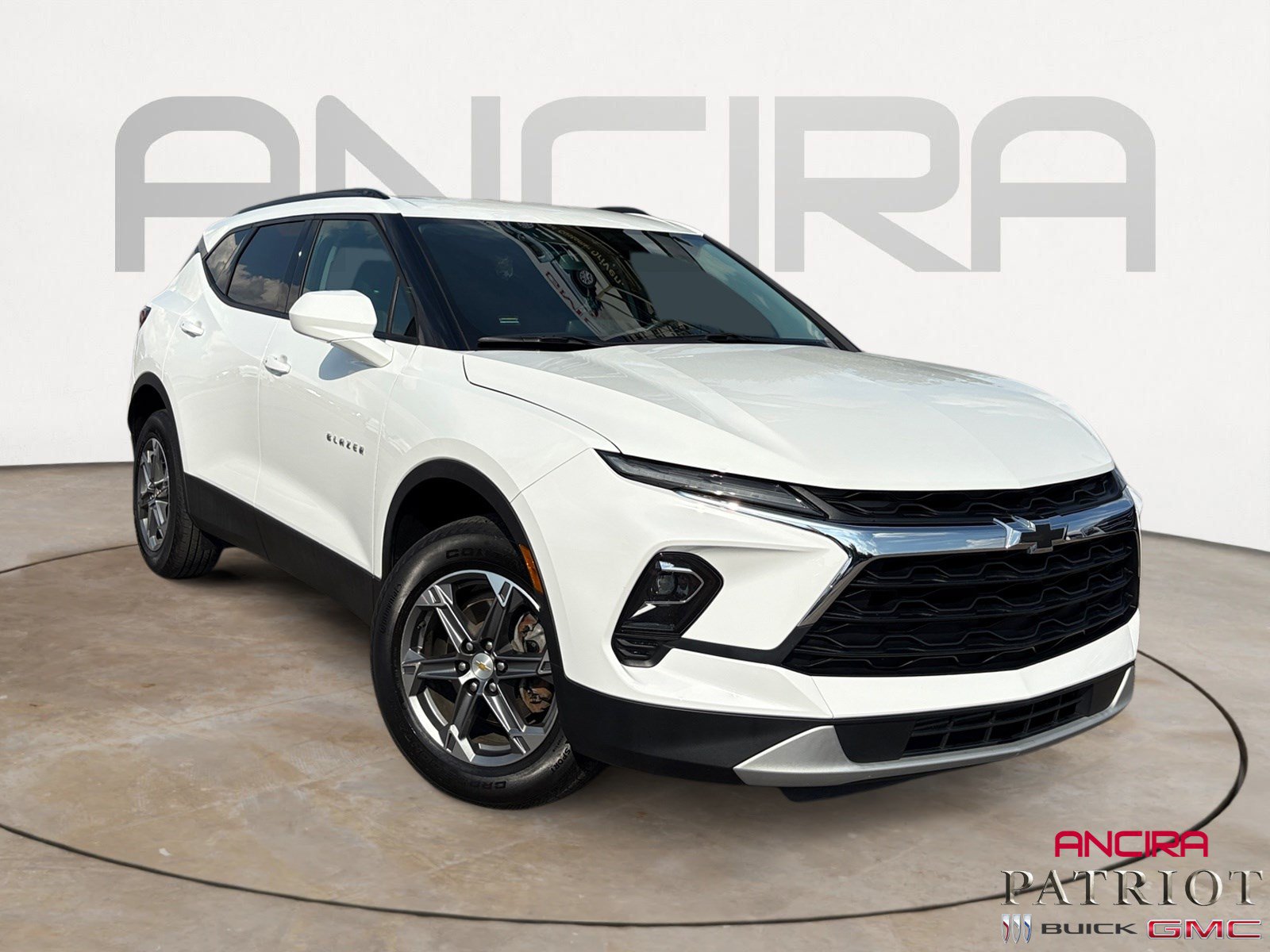 Used 2024 Chevrolet Blazer LT w/ Convenience Package FWD image 1