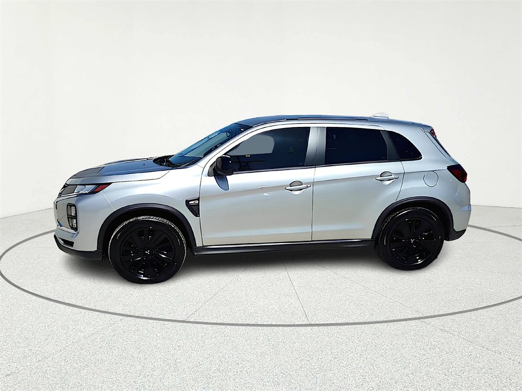 Used 2025 Mitsubishi Outlander Sport LE image 3