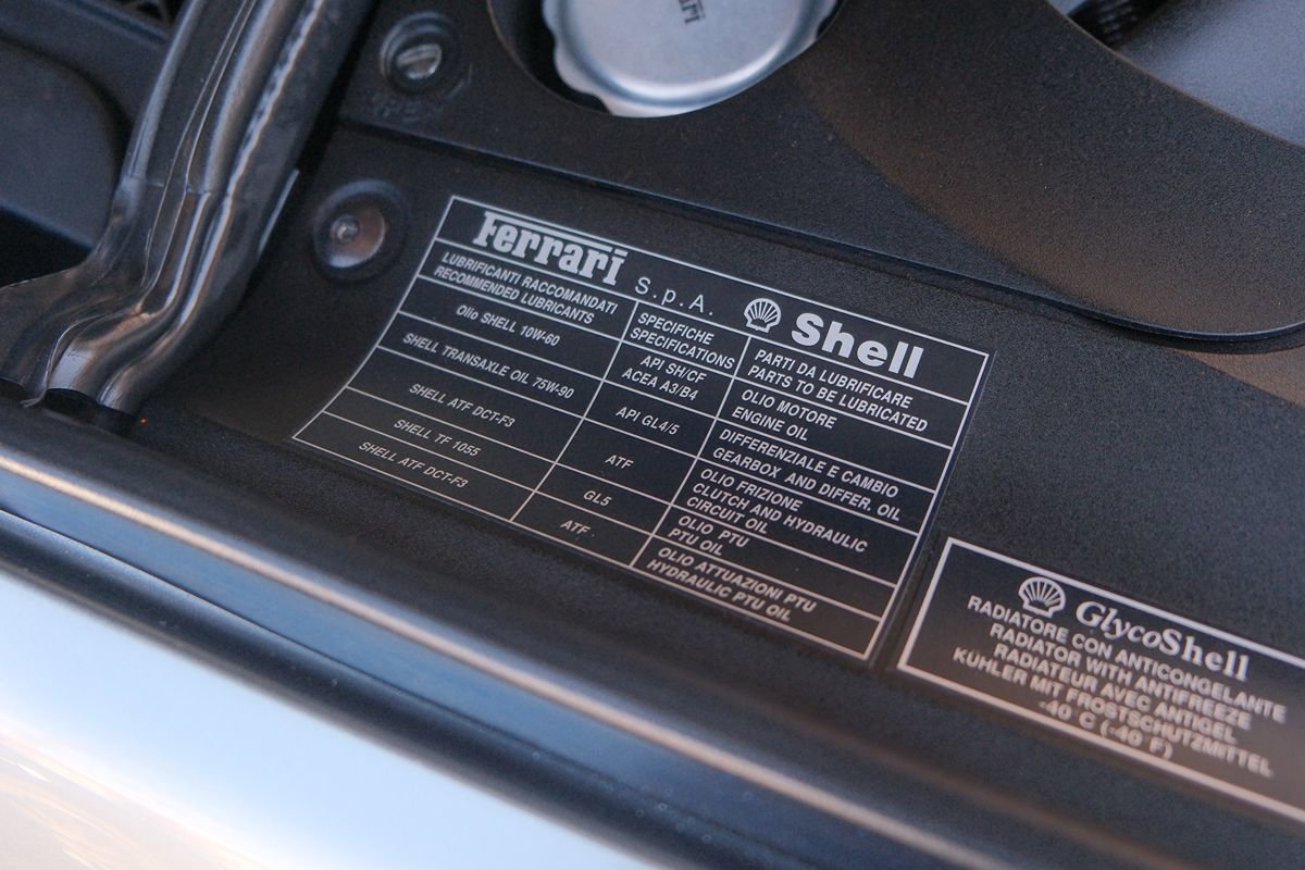 Used 2012 Ferrari FF AWD/4WD image 46