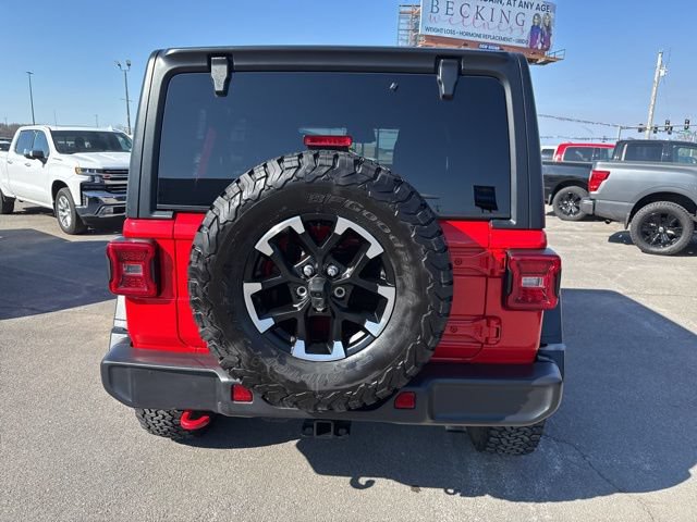 Used 2025 Jeep Wrangler Unlimited Rubicon AWD/4WD image 9