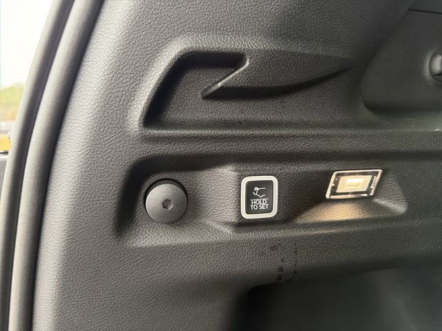 New 2025 Jeep Grand Cherokee L Altitude image 19