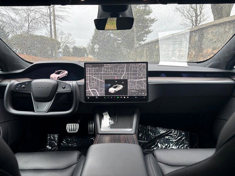 Used 2022 Tesla Model S AWD image 21