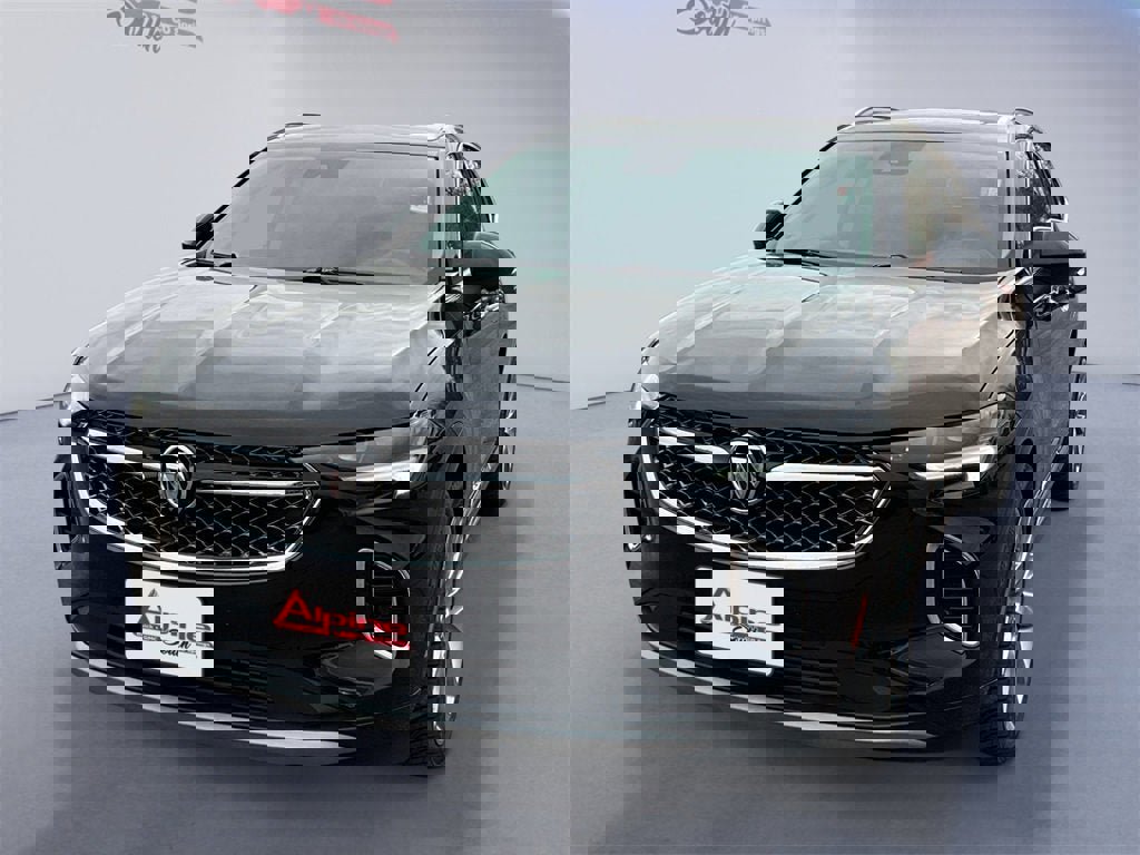 Used 2023 Buick Envision Avenir image 1