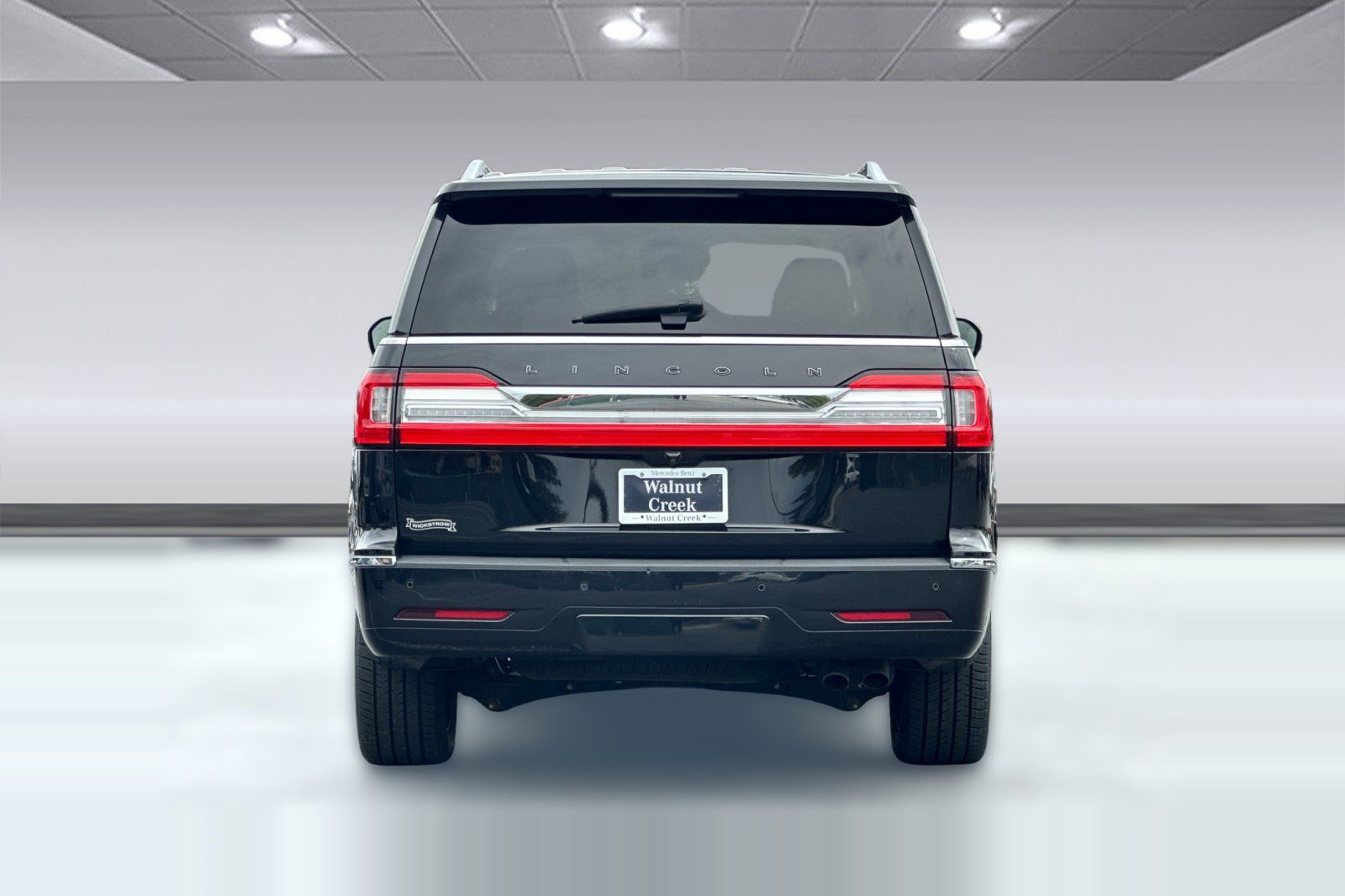 Used 2020 Lincoln Navigator Black Label AWD/4WD image 9