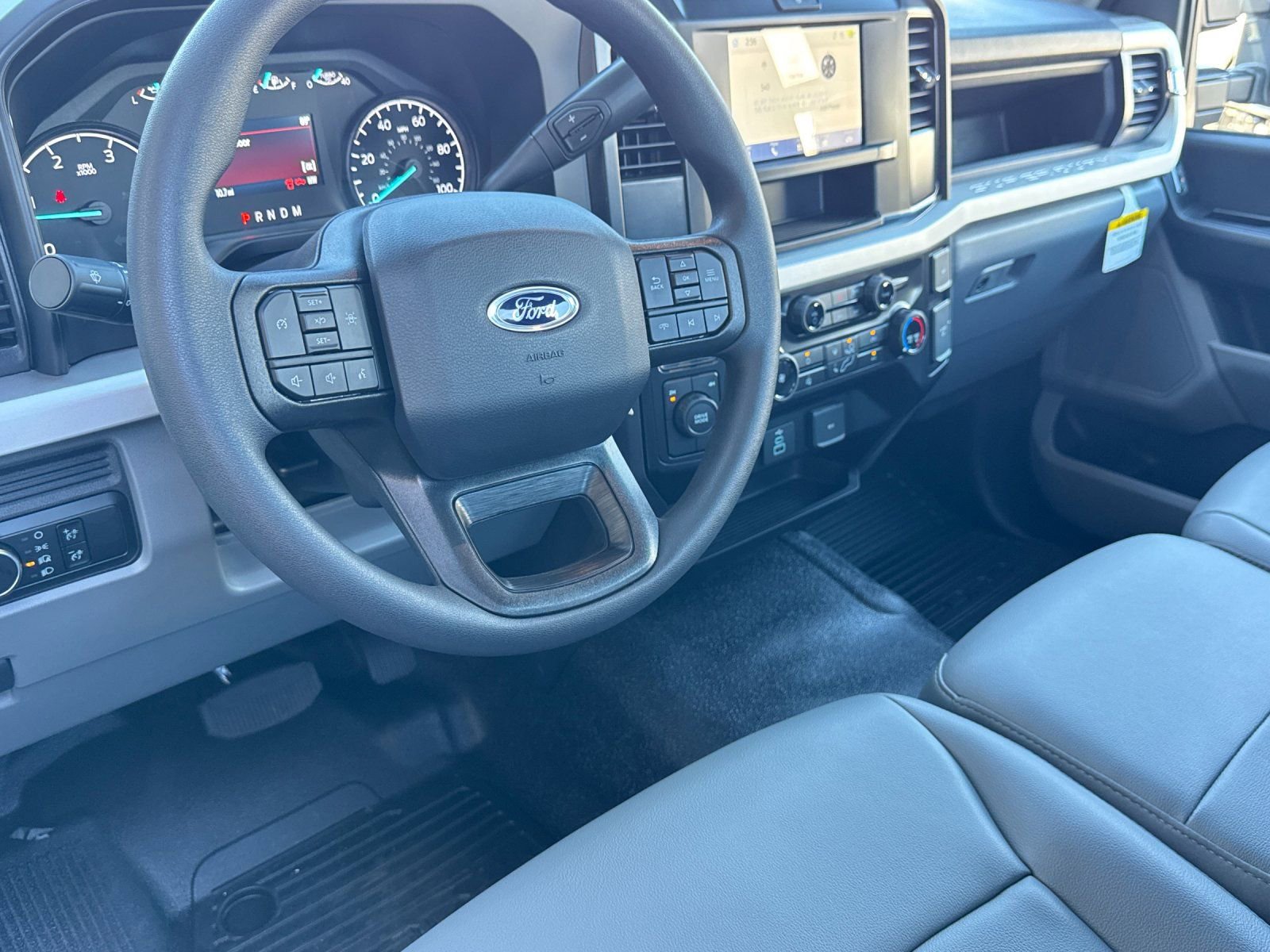 New 2026 Ford F550 4x4 Regular Cab Super Duty image 13