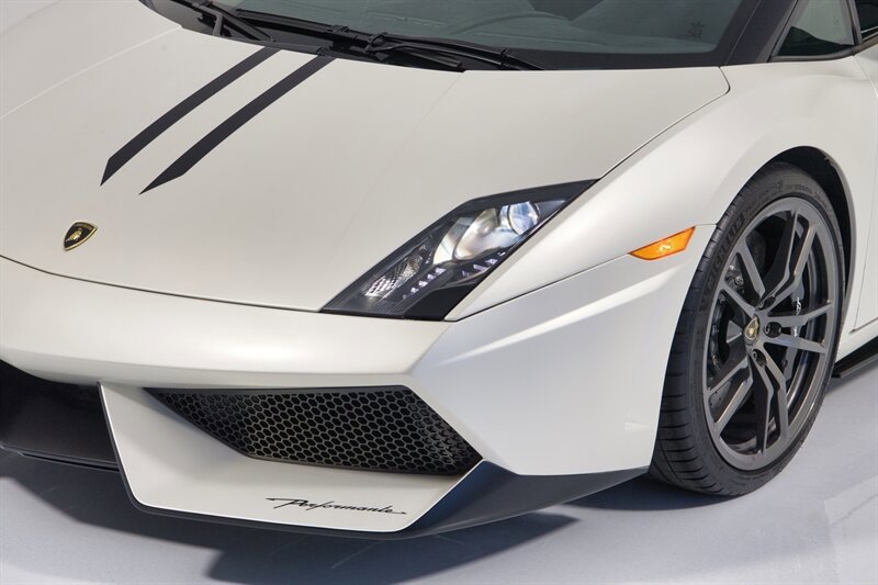 Used 2012 Lamborghini Gallardo LP 570-4 Performante AWD/4WD image 45