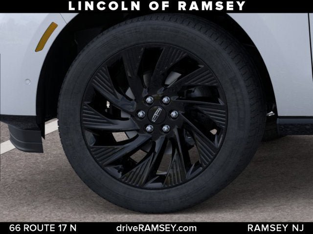 New 2026 Lincoln Navigator L Reserve w/ Jet Appearance Package AWD/4WD image 20