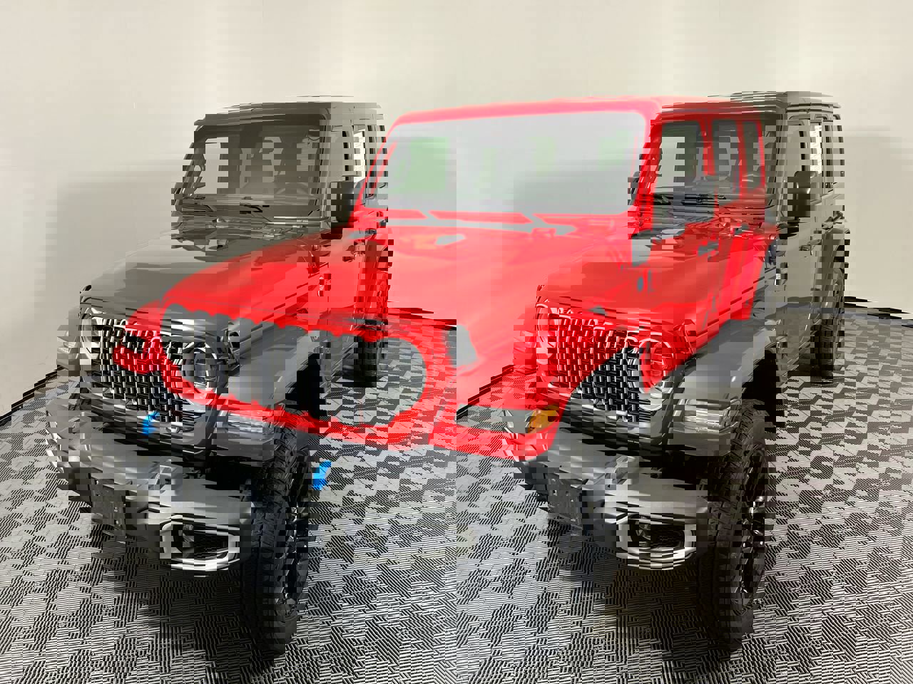 Used 2024 Jeep Wrangler Sahara image 8