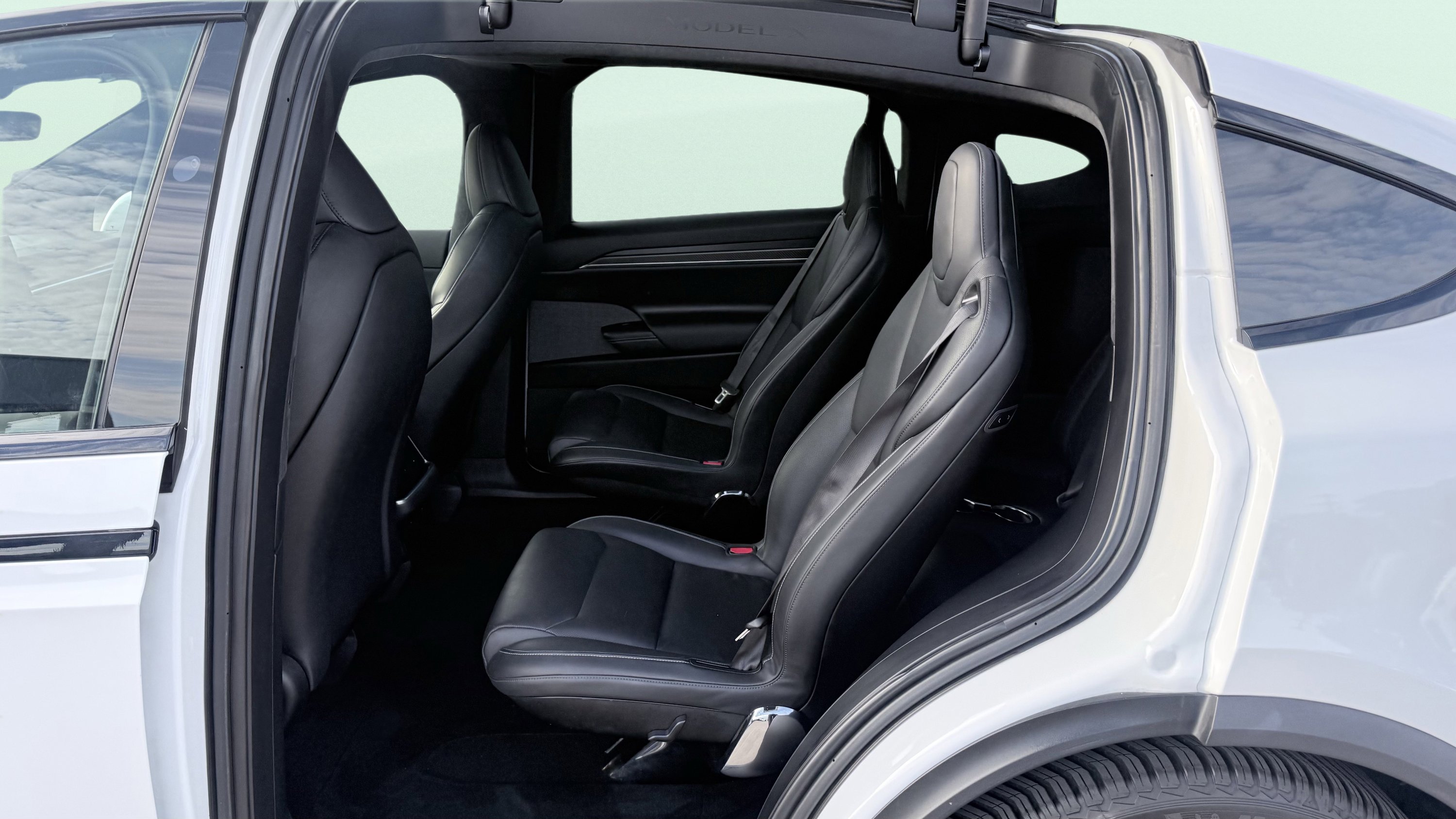 Used 2022 Tesla Model X Plaid image 35