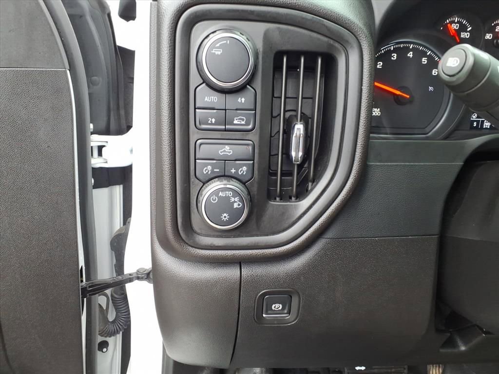 Used 2024 Chevrolet Silverado 1500 W/T w/ WT Value Package image 25