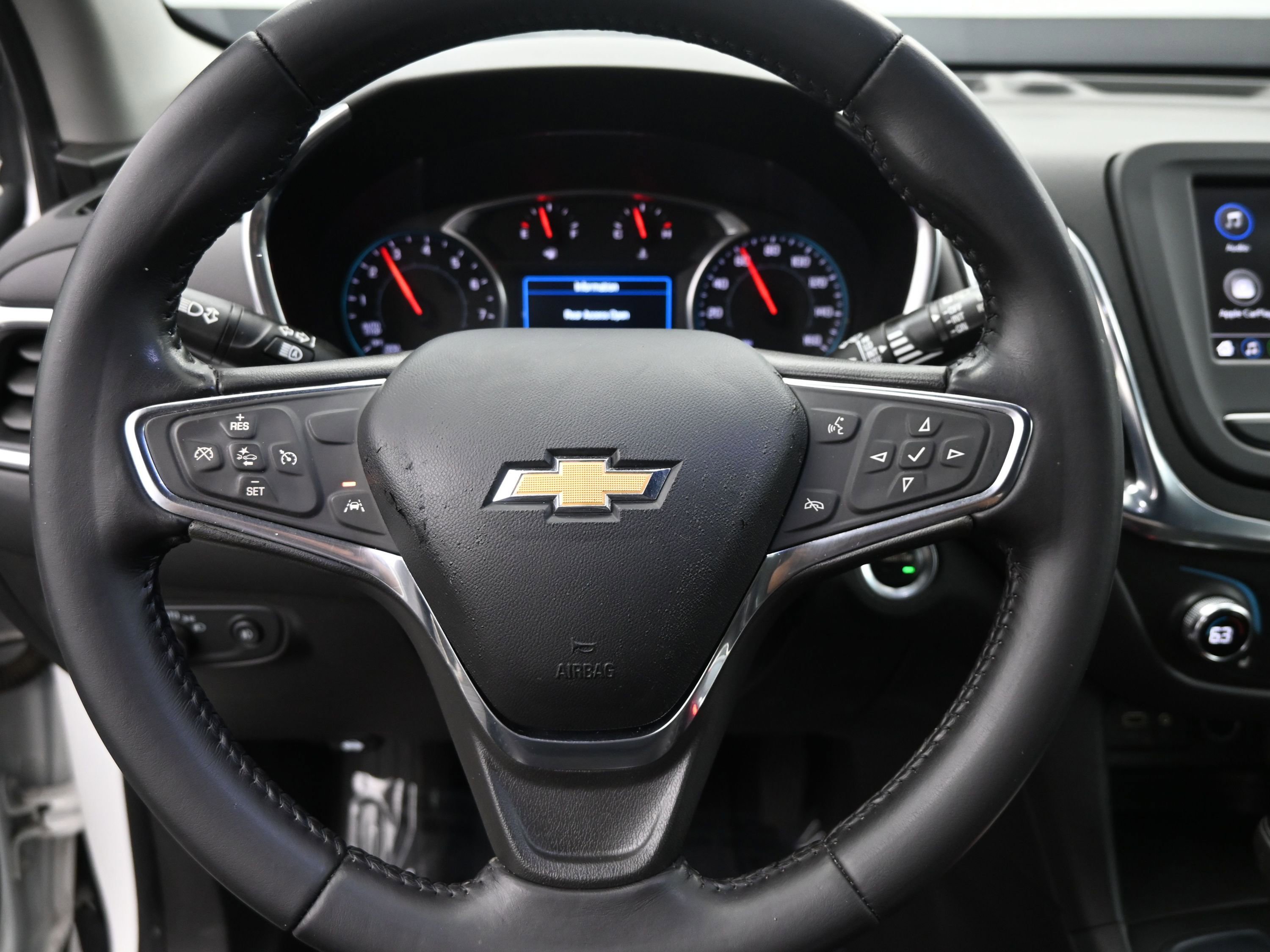 Used 2021 Chevrolet Equinox LT image 13