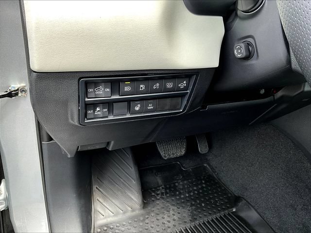 Used 2023 Toyota Tundra Capstone AWD/4WD image 25