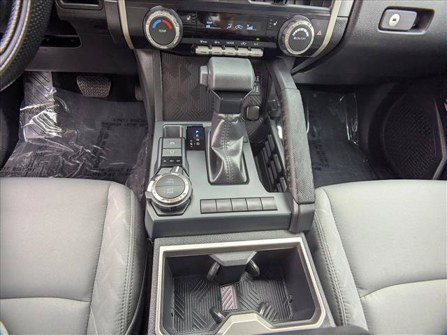 Used 2025 Toyota Tacoma SR5 AWD/4WD image 14