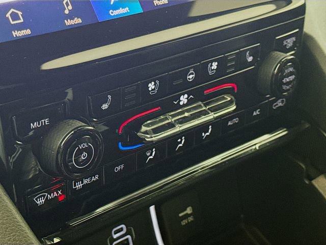 New 2025 Jeep Grand Cherokee L Limited w/ Luxury Tech Group II image 20