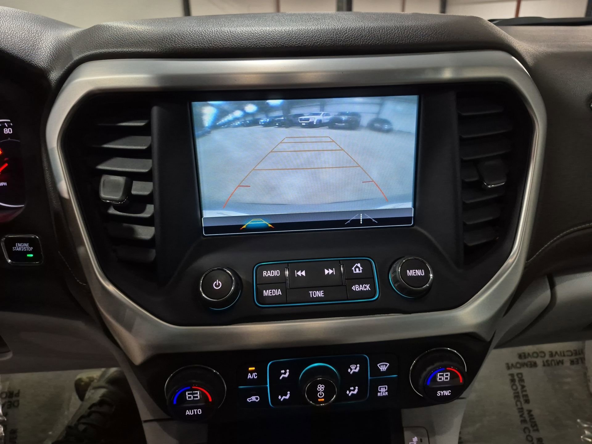Used 2018 GMC Acadia SLT image 16