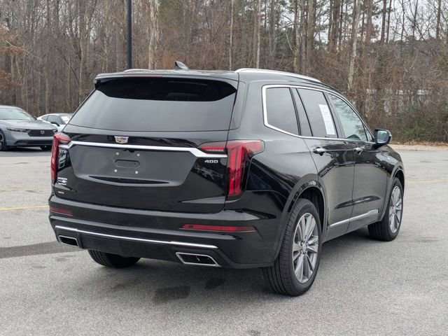 Used 2025 Cadillac XT6 Premium Luxury image 2