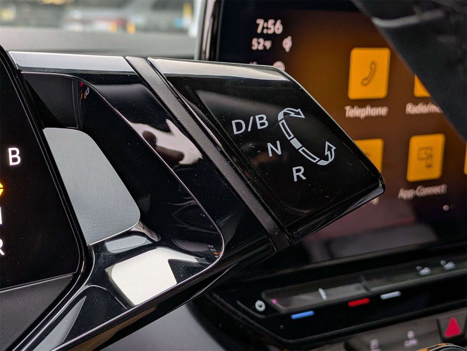 Used 2023 Volkswagen ID.4 Pro image 14