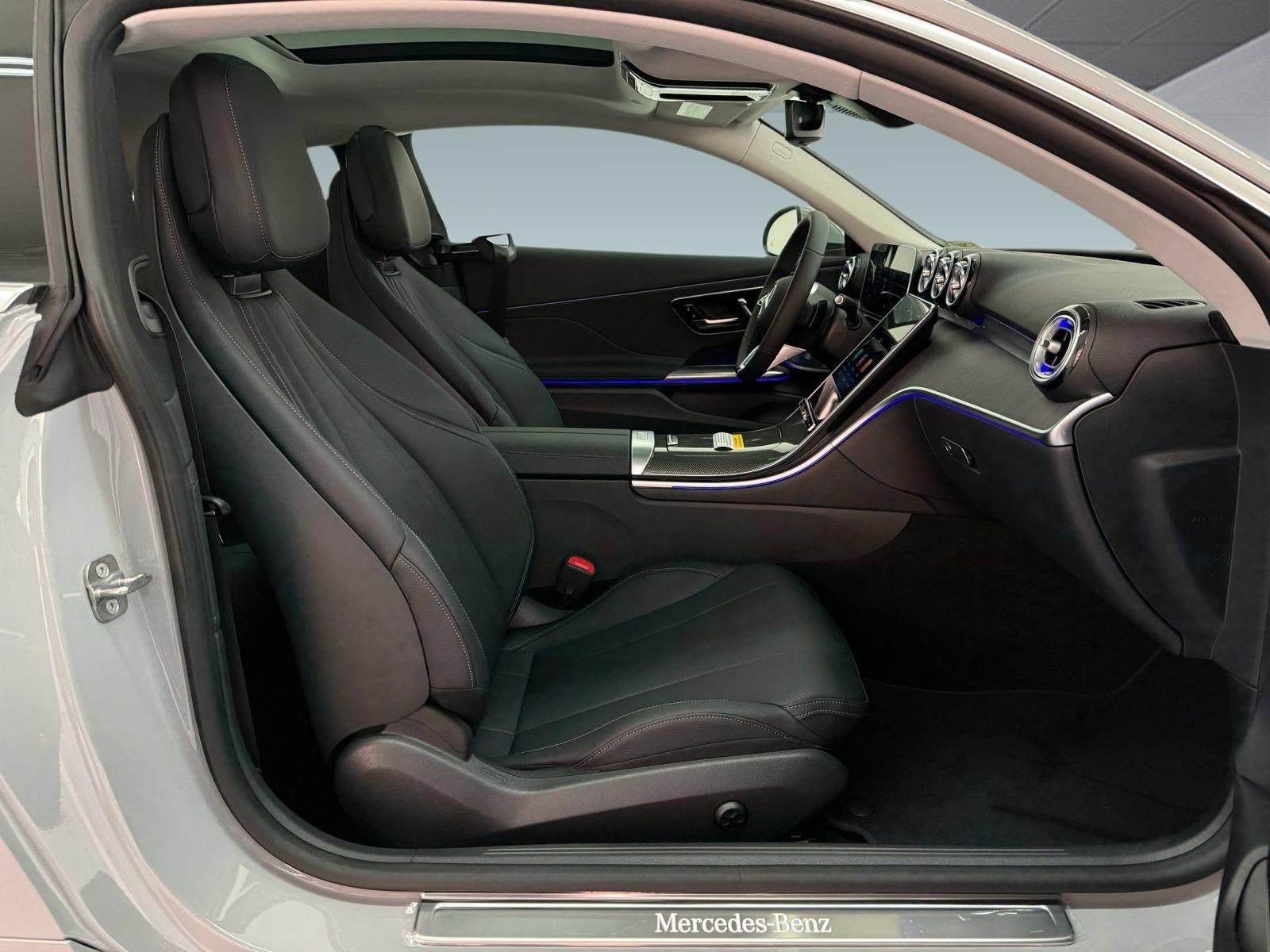 New 2026 Mercedes-Benz CLE 300 4MATIC Coupe image 23