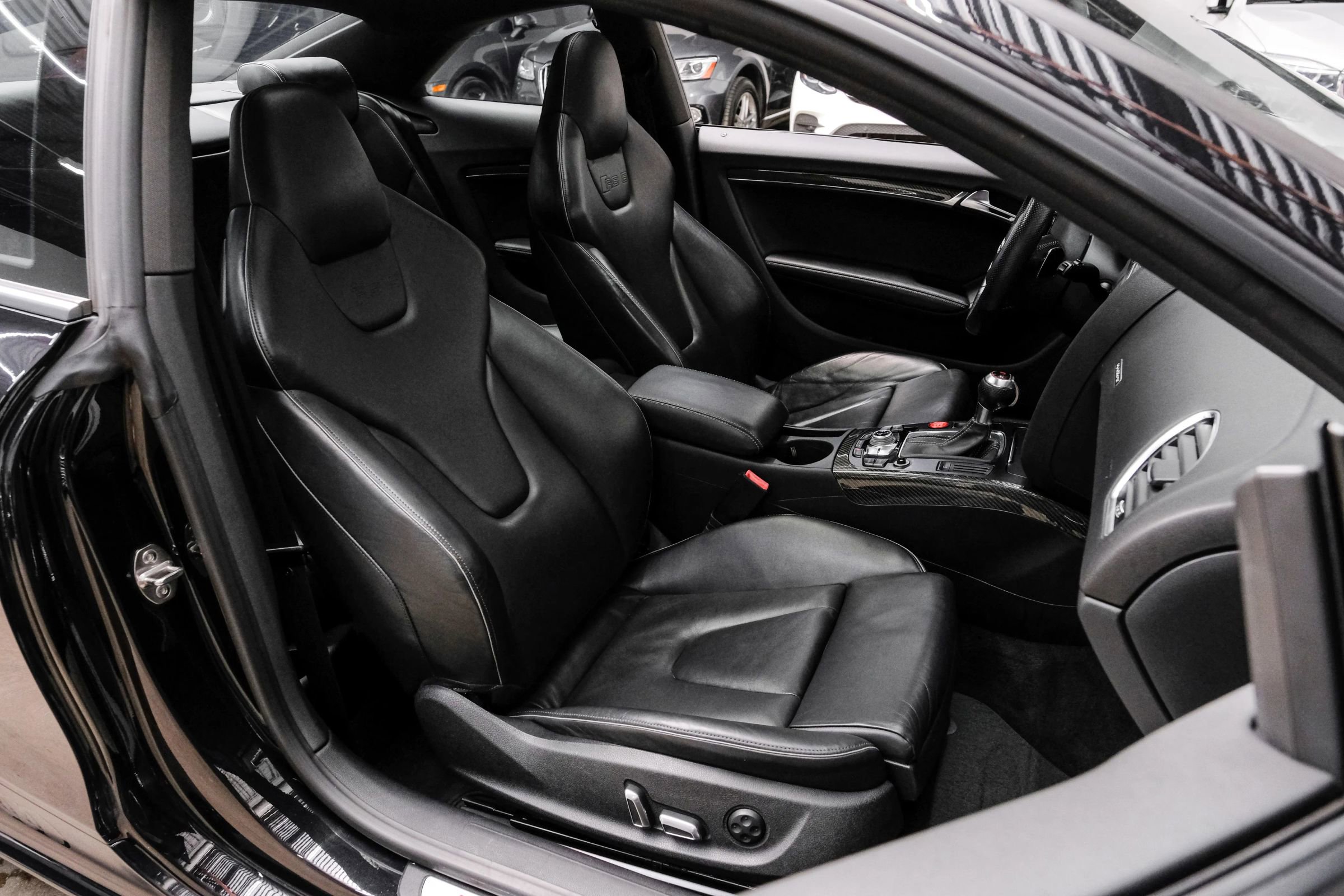 Used 2013 Audi RS 5 Coupe w/ Audi MMI Navigation Plus Pkg AWD/4WD image 32
